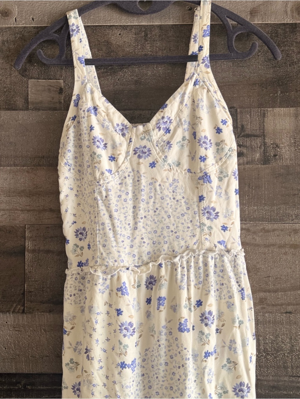 Floral Cream and Blue Tiered Maxi Sundress - Picture 4 of 9